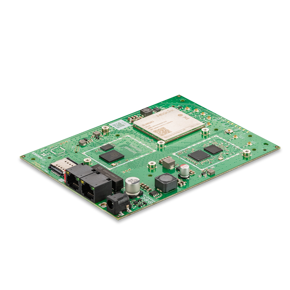Kroks Rt-Brd m12-G гигабитный роутер с модемом LTE cat.12 для установки в гермобокс 256 ОЗУ